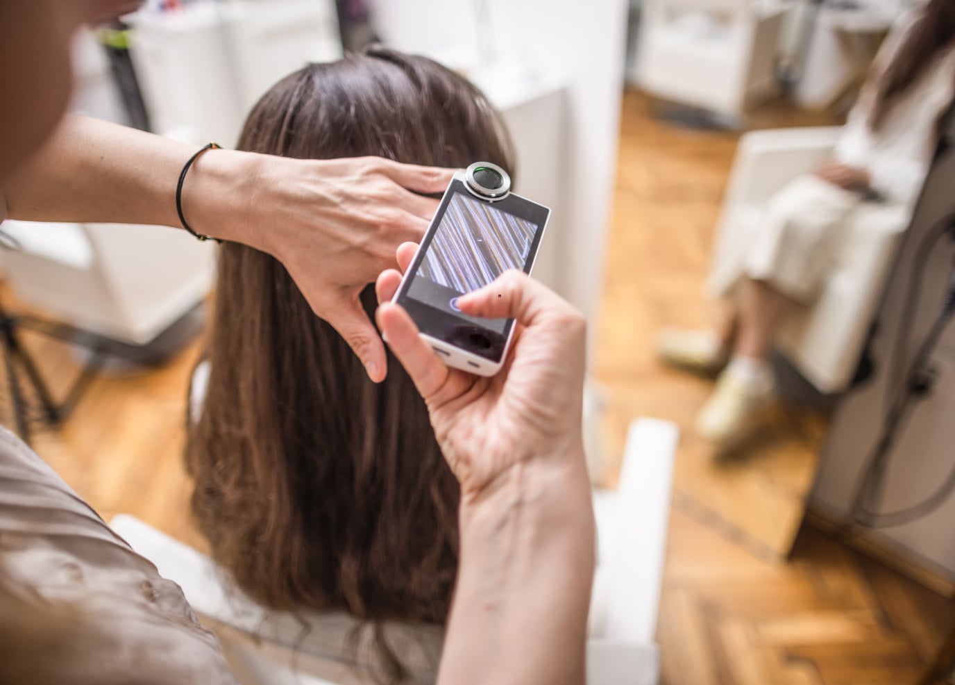 Diagnostic de cheveux à Montpellier | HIND Clinique de Beauté